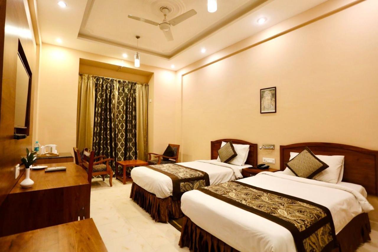 拘尸那迦帝国酒店 Kushinagar 外观 照片